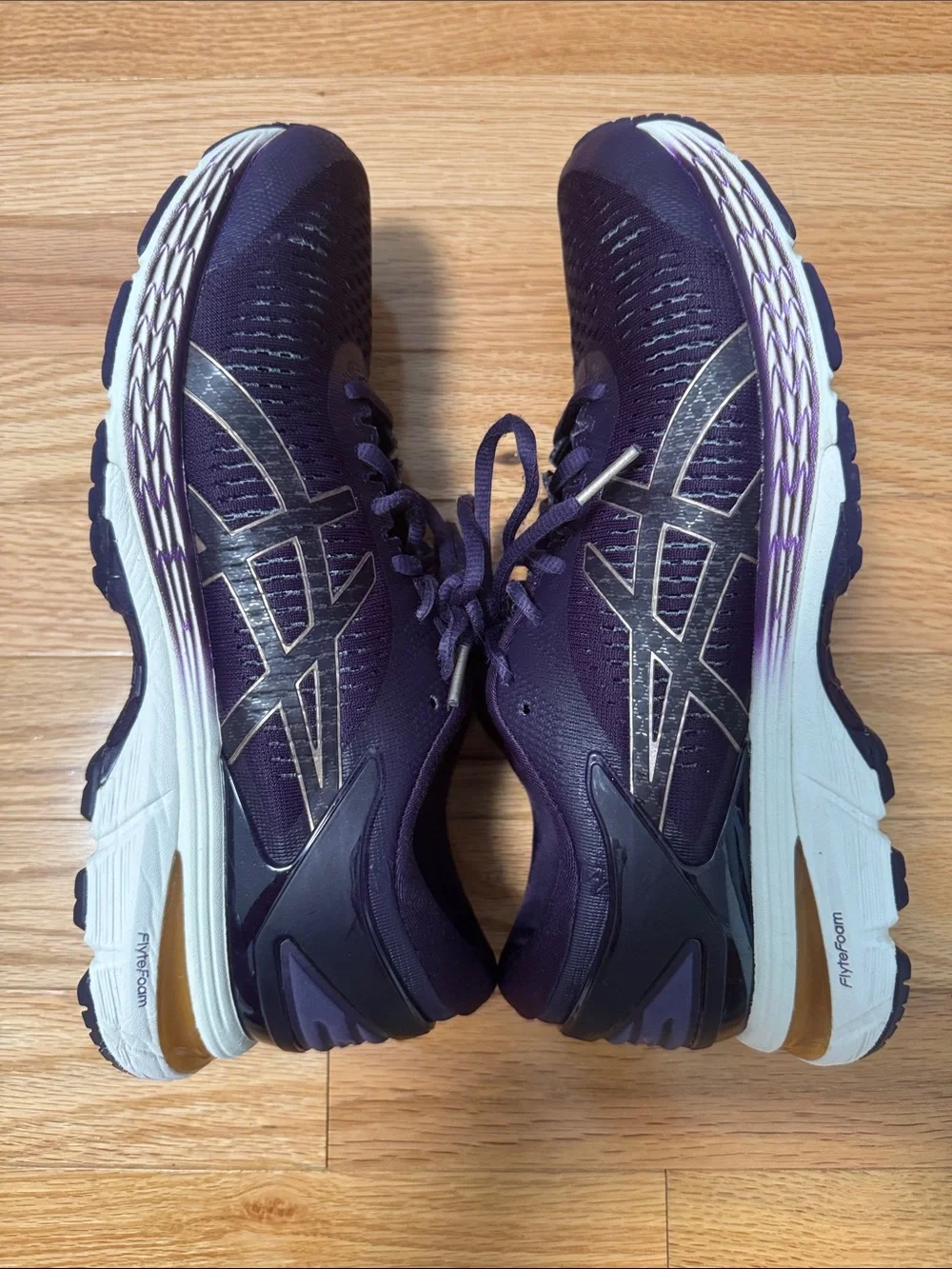 Asics 🛍️ location